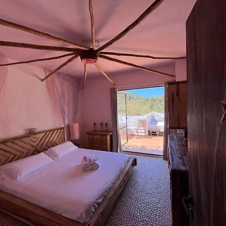 Boutique Hostal La Curandera De Salinas-3